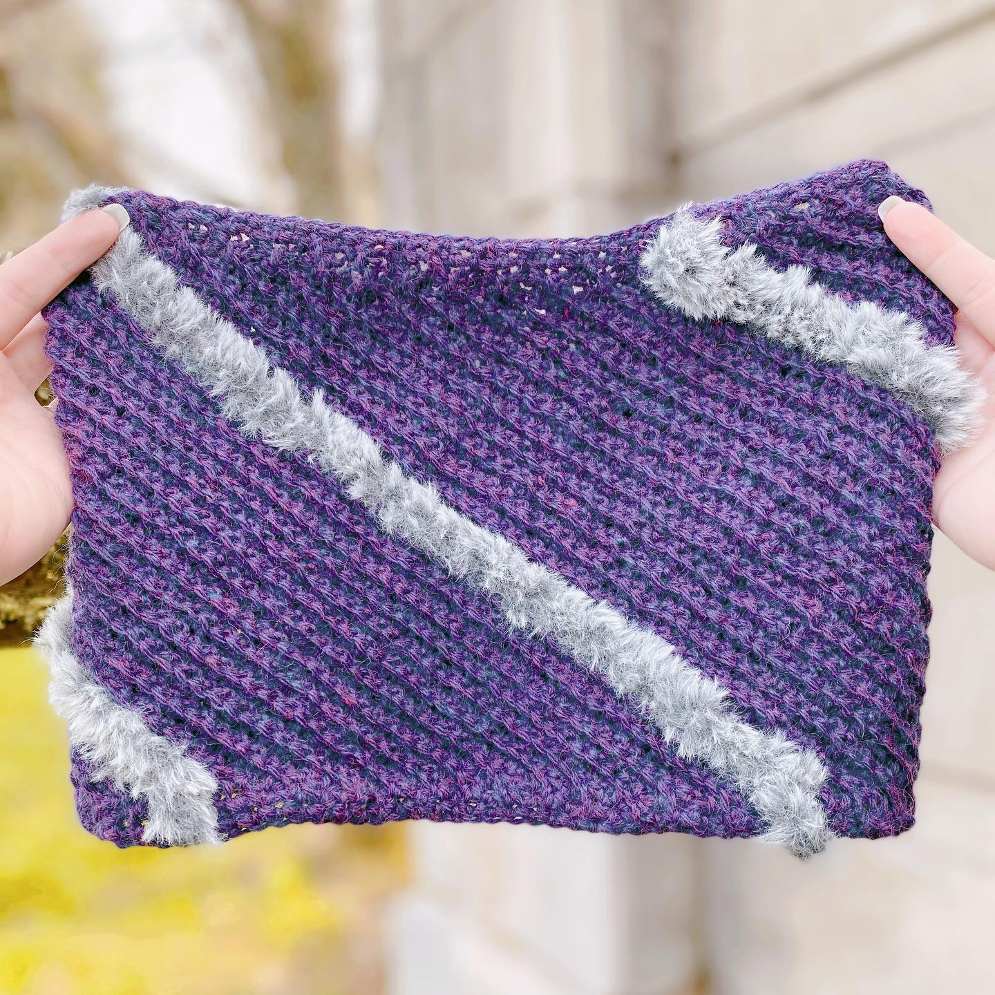 🎉 N E W • P A T T E R N 🎉
▫️▫️▫️▫️▫️▫️▫️▫️▫️▫️
Hooray! It’s pattern release day! I’m pleased to announce that the K E L S I • C O W L is now L I V E on my blog!
•
This cowl is so soft, cozy, and FLUFFY! I used Wool of the Andes Superwash in Indigo Heather and Fable Fur from @wecrochetofficial, and it came out absolutely divinely…👌🏼. It is definitely going to be great for fall market prep and fall accessory wearing because it has great visual interest and works up super quickly!
•
You can find the FREE pattern on my blog at the link in my bio along with pattern notes, progress photos and affiliate links for the materials I used!
•
Special thanks to my testers @warming.the.heart @mox_c._makes and @niftygiftiesbyjessi! They all did a great job, and I can’t wait to share their photos with you over the next couple of days!
•
Hope you all enjoy it and if you happen to make it, be sure to tag me so I can see!
▫️▫️▫️▫️▫️▫️▫️▫️▫️▫️
#blogboss #blogcontentwriter #bloggerartist #bloggerbabe #blogginglife #blogstagram #calledtobecreative #communityovercompetition #creativehappylife #creativelifehappylife #creativeprenuer #creativityfound #crochetaccessories #crochetaddict #crochetallday #crochetdesign #crocheteveryday #crochetgirlgang #crochetmom #crochetofinstagram #doitfortheprocess #etsymakers #etsypattern #etsyseller #freecrochetpatterns #keepmovingforward #makerjourney #stitchandhustle #stitchersofinstagram #crochetcowl